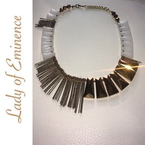 Beautiful Gold & White Necklace